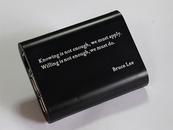 ABS樹脂ケースへのレーザー彫刻