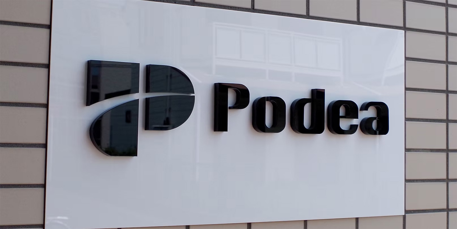 アクリル文字切断加工 3