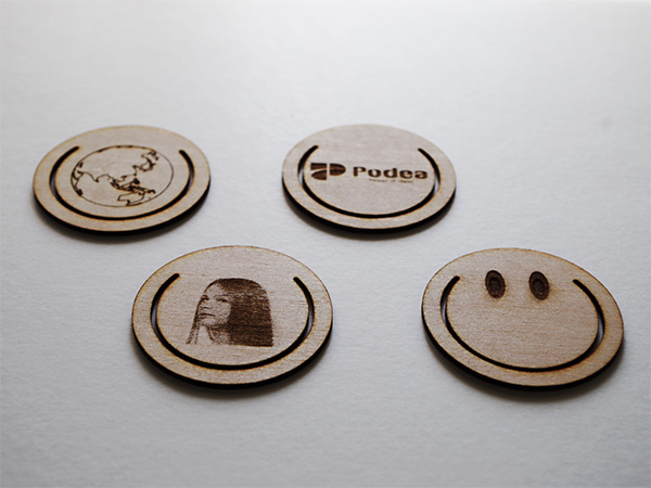 マルチレイヤー加工による多層表現