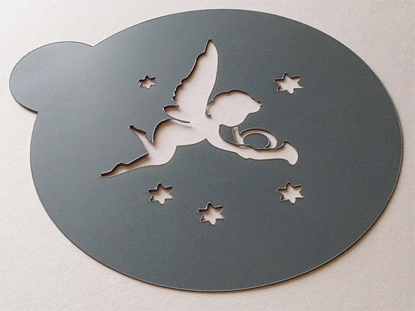 グレー色PSプレートのカット加工検証