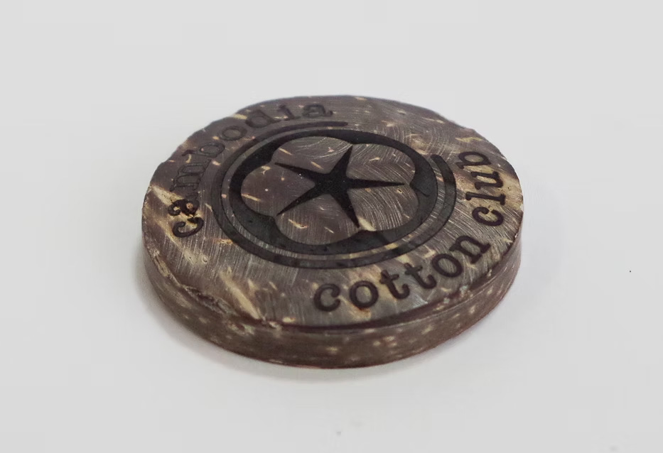 Podeaによるタグ彫刻